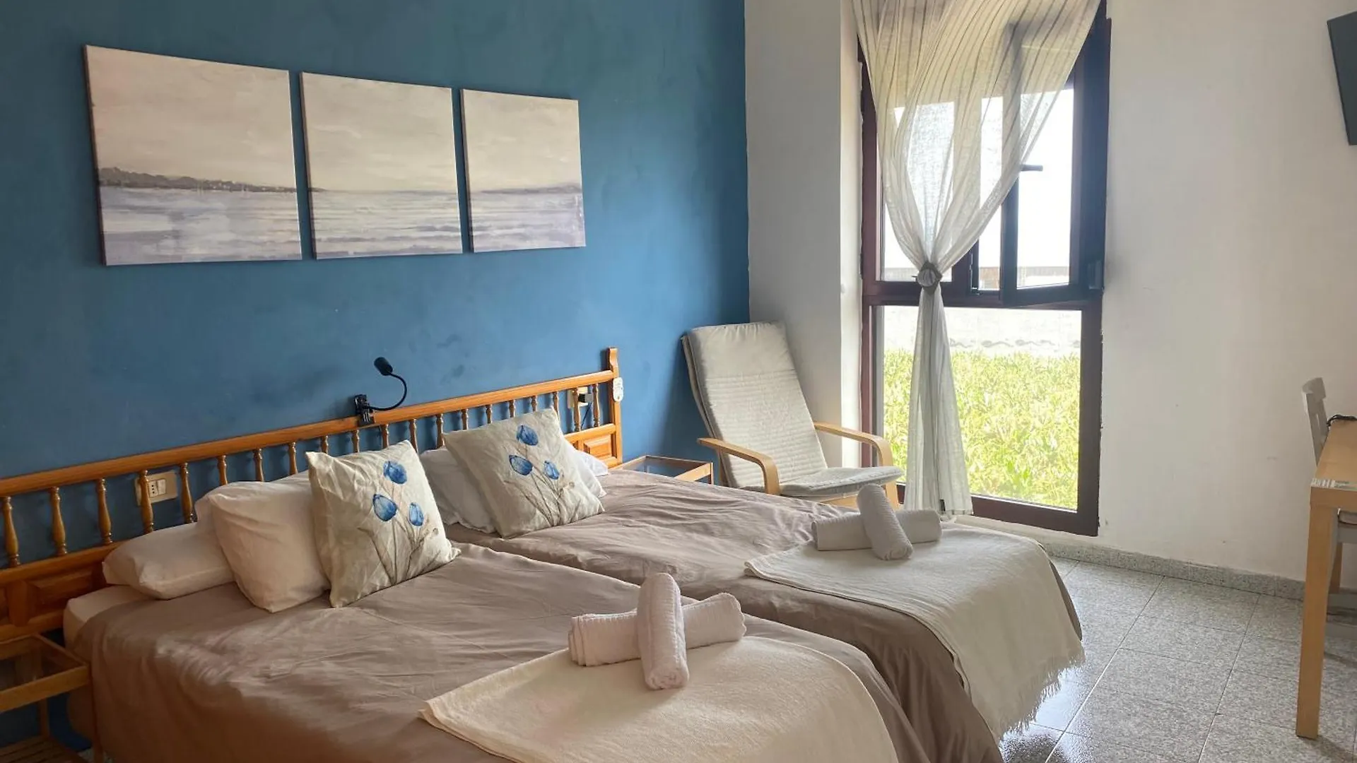 Apartamentos Playa Hermigua 0*,  España